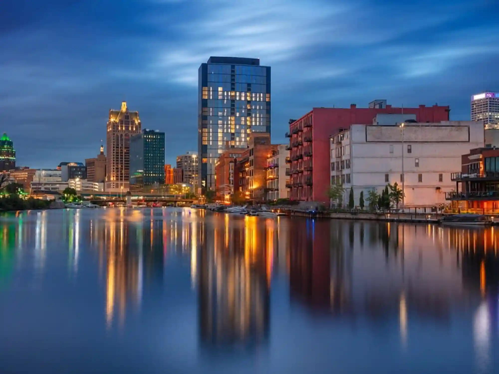 Milwaukees Best SelfGuided Driving Tour of Iconic Landmarks image